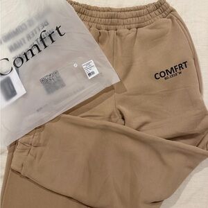 Comfrt Women's sand sweatpants
